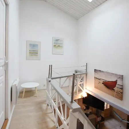 Maison De Pays Coeur De Village Hébergement de vacances *