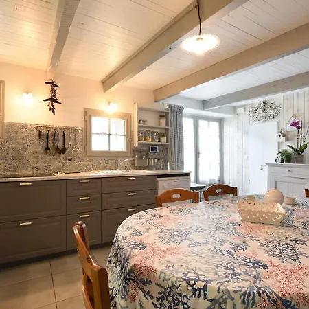 Maison De Pays Coeur De Village