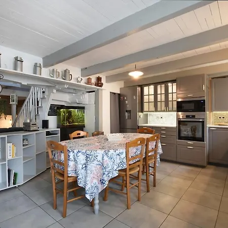 Maison De Pays Coeur De Village