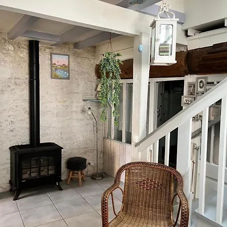 Maison De Pays Coeur De Village Holiday home Sainte-Marie-de-Re