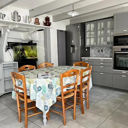 Maison De Pays Coeur De Village